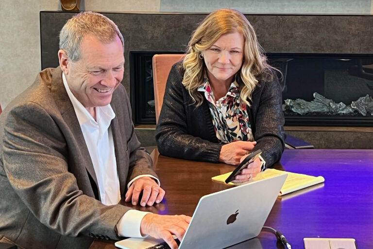Jeff Martin and Lisa Martin meet